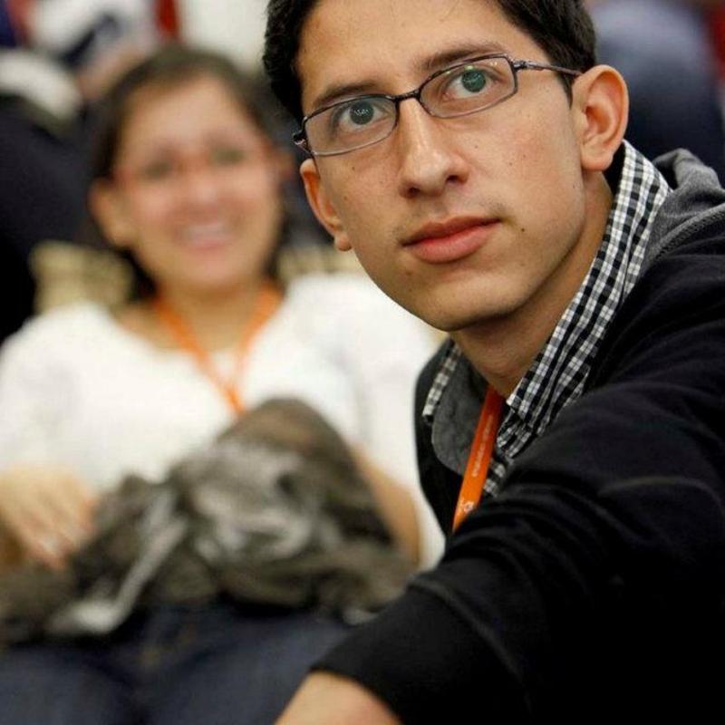 Roberto R